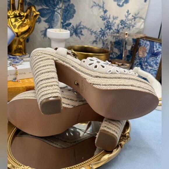 🆕 KURT GEIGER LONDON 🧿 NWOB Flower Platform Sandal, Bone Suede Sz EU 37 US 7 - Picture 15 of 16